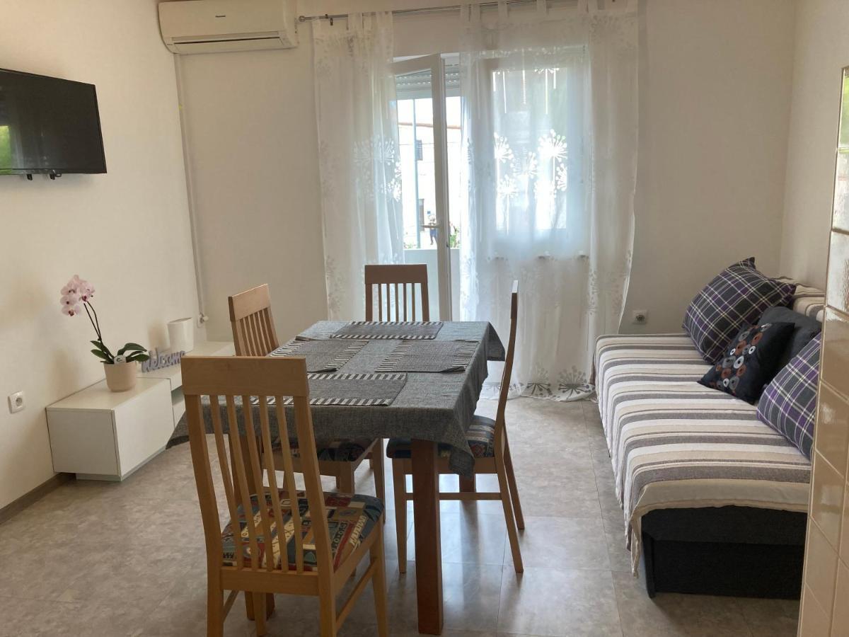 App Goga Apartment Umag Exterior photo